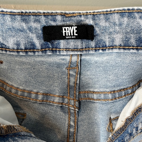 FRYE High Rise Light Denim Vintage Style Straight Leg Mom Jeans Sz 10 - Picture 6 of 16